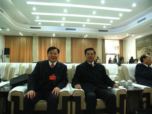 王董與最高人民法院院長(zhǎng)、原湖南省省長(zhǎng)周強(qiáng)在一起